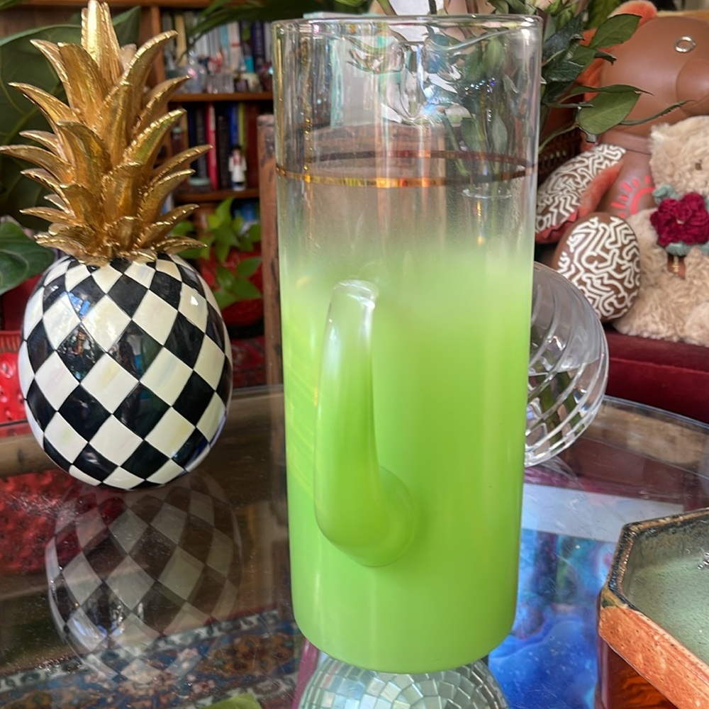 Blendo midcentury lime green ombre pitcher - Picture 2 of 6